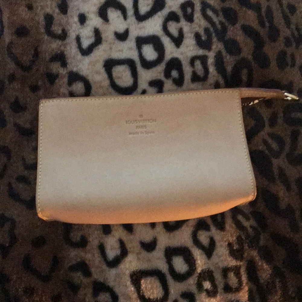 Came with a beach bag & I don’t use it.